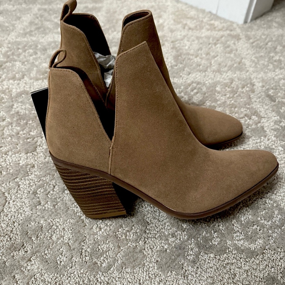 Ankle Booties Universal Thread Size 9
